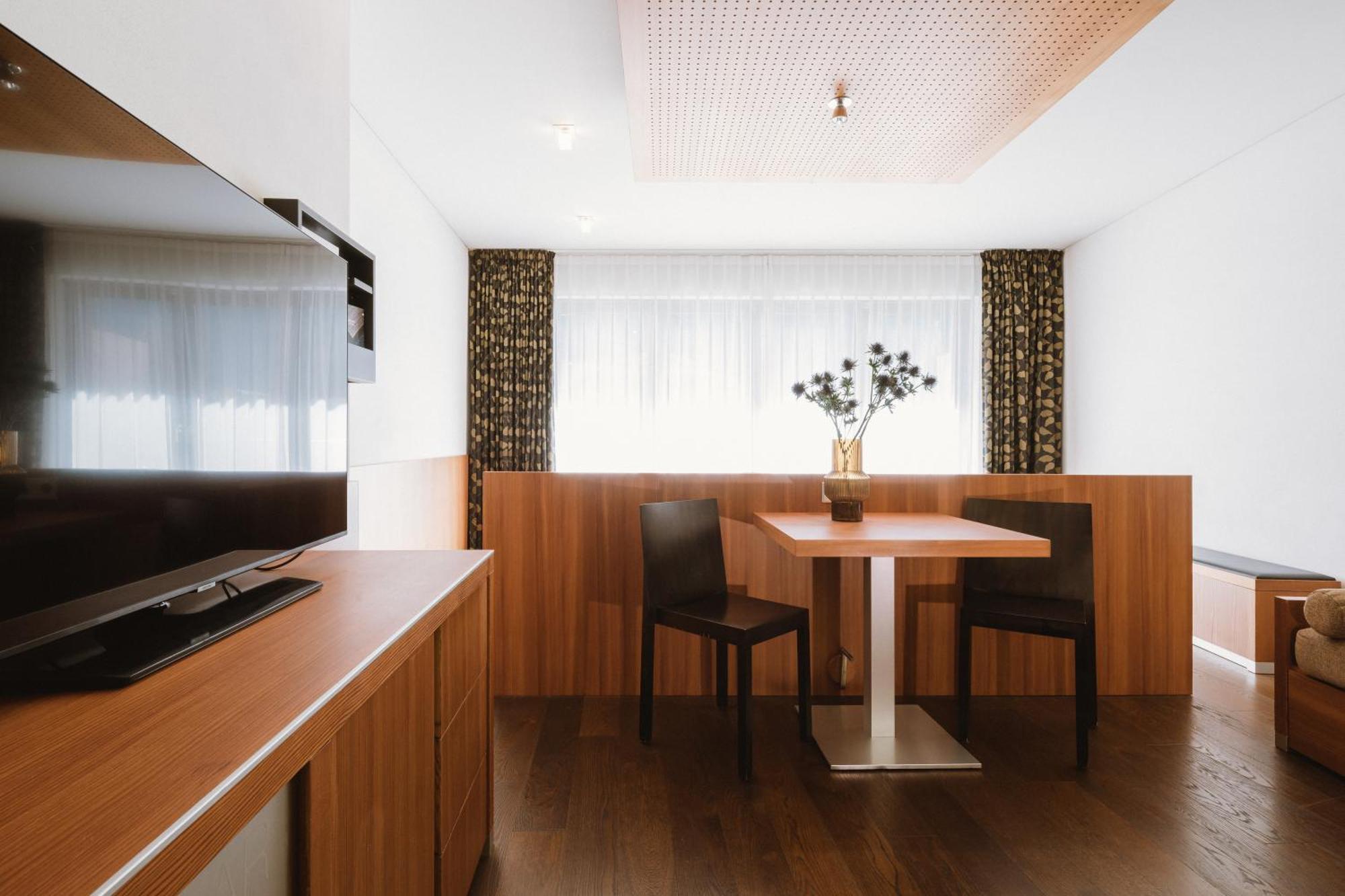 Lindenhof Pure Luxury & Spa Dolcevita Resort Naturns Dış mekan fotoğraf
